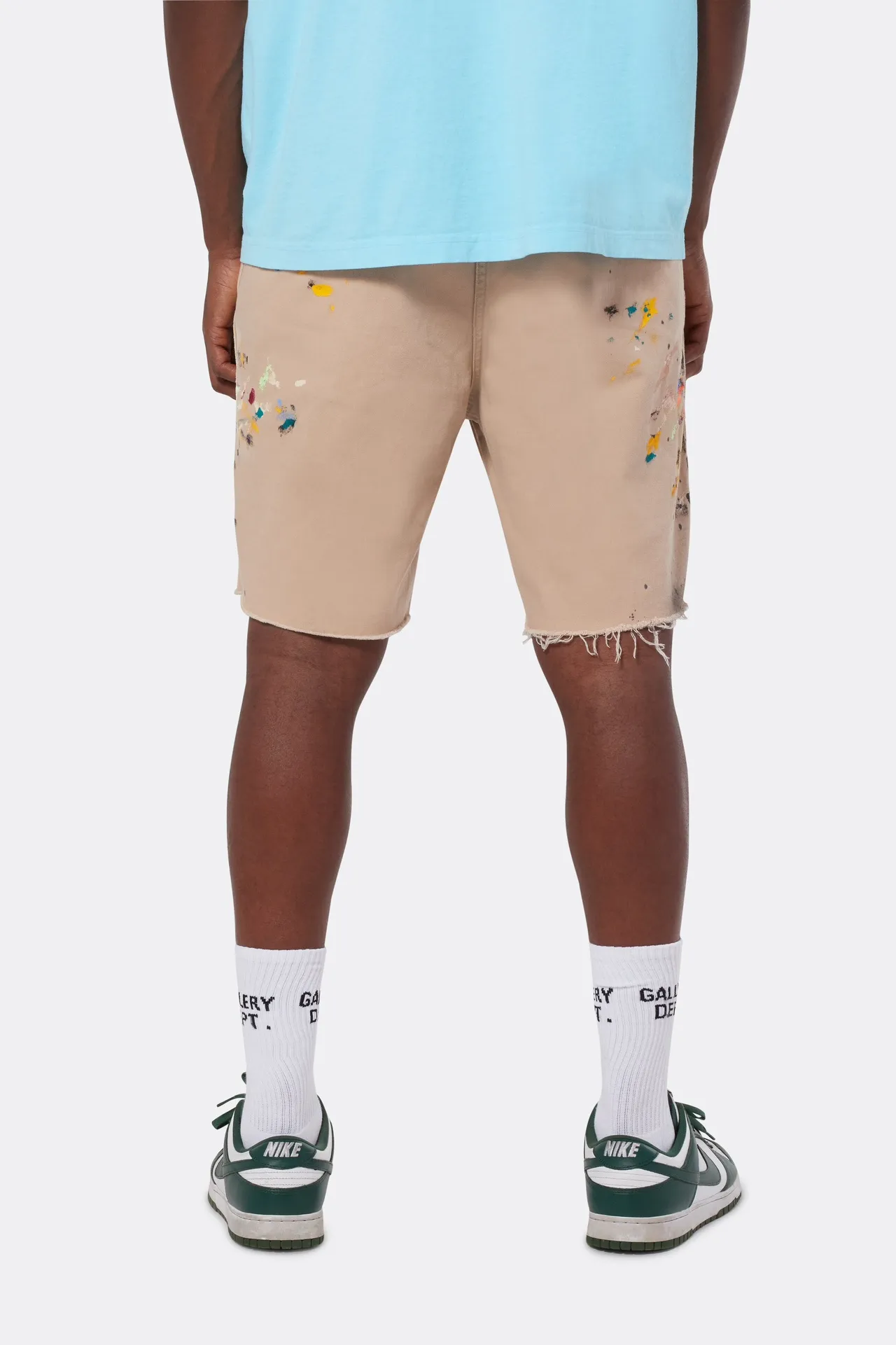 GALLERY DEPT. RICKY SHORT/KHAKI Splash-ink knife-cut khaki work shorts, khaki color 30-32-34-36 code, re-adjusted version, re-washed to make old VINTAGE, hand-made acrylic splash-ink graffiti, genuine cowhide steel stamped LOGO leather tag, original version with LOGO buttons